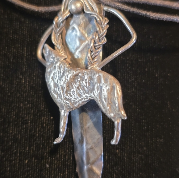 Goddess Collection Pendant, Pin, and Crystal - Picture 3 of 10